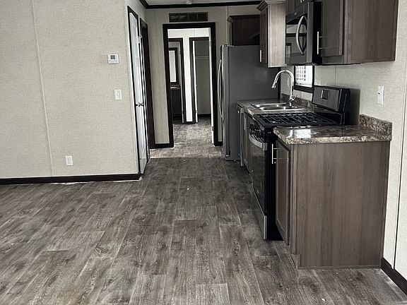 3rd image of 333 E Lakewood Blvd #65