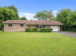 1447 Stagecoach Rd, Ottawa, ON K4P 1G4