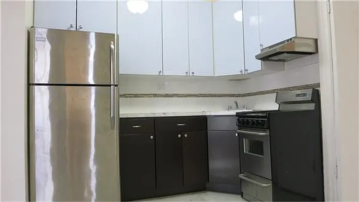 Rented by Avenue Sotheby's International Realty | media 19