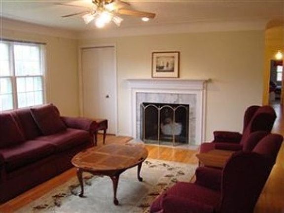 3rd image of 8048 Wolff Dr