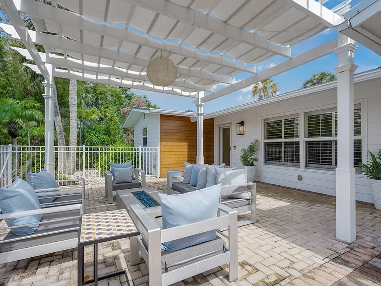 615 Avenida Del Norte — Photo 18