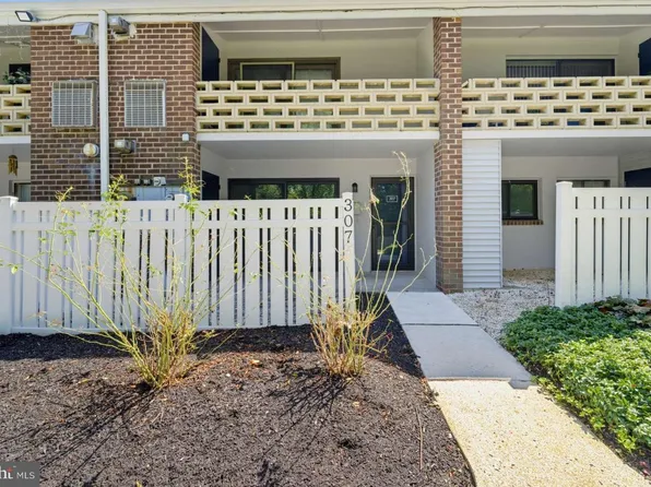 307 Stony Way #307, Norristown, PA 19403