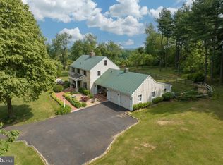 537 Saint Matthews Rd, Chester Springs, PA 19425