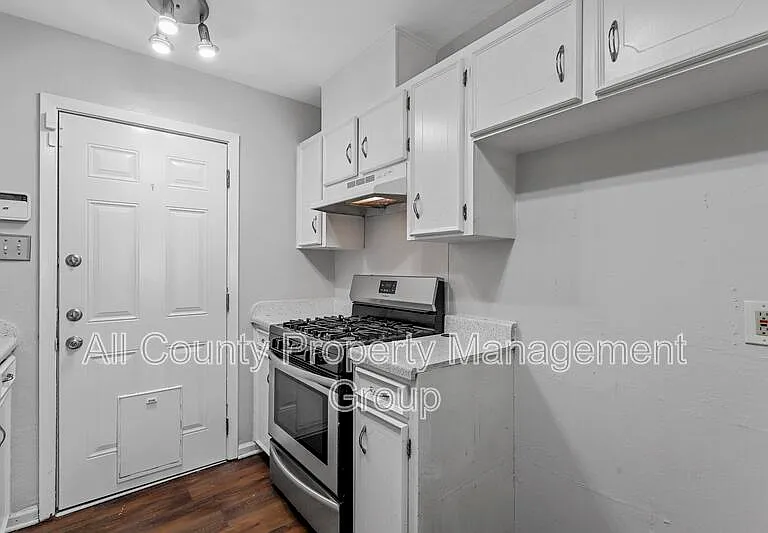2504 S Fielder Rd — Photo 9