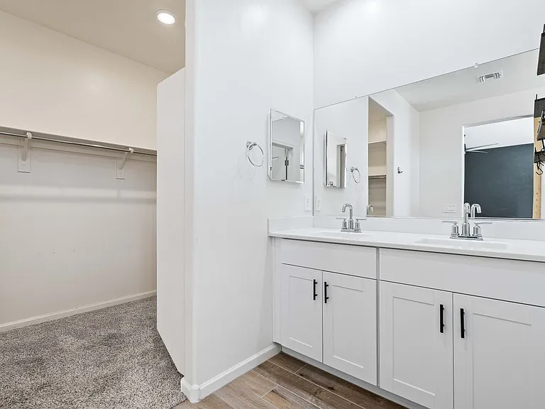 12486 N Reeves Pl — Photo 12