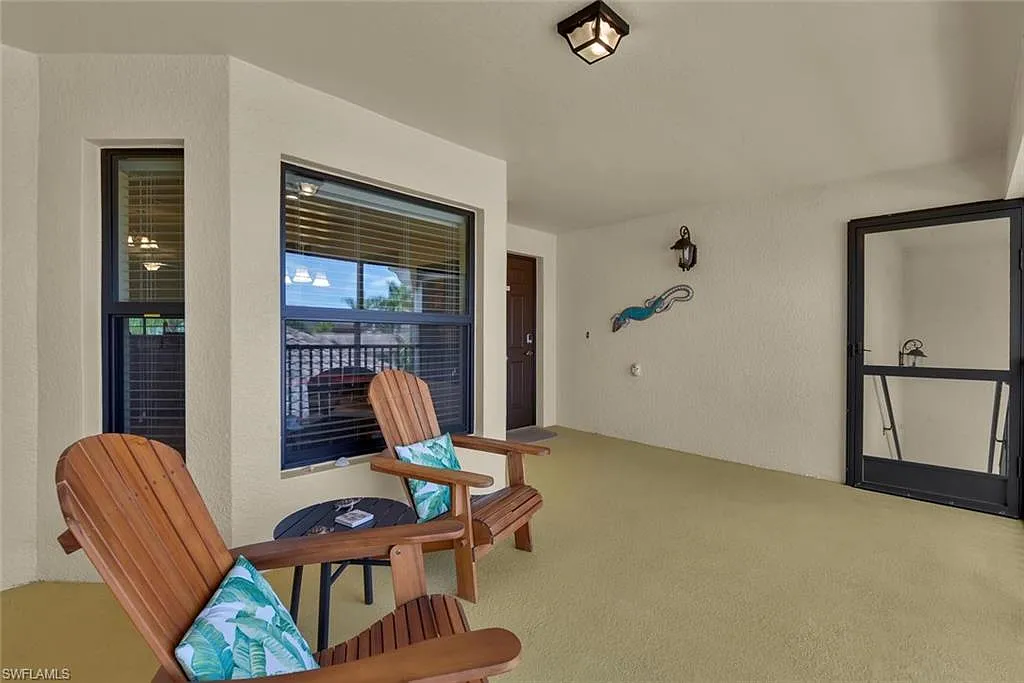 2 bed, 2.0 bath, 1661 sqft, $7,800 — Photo 2