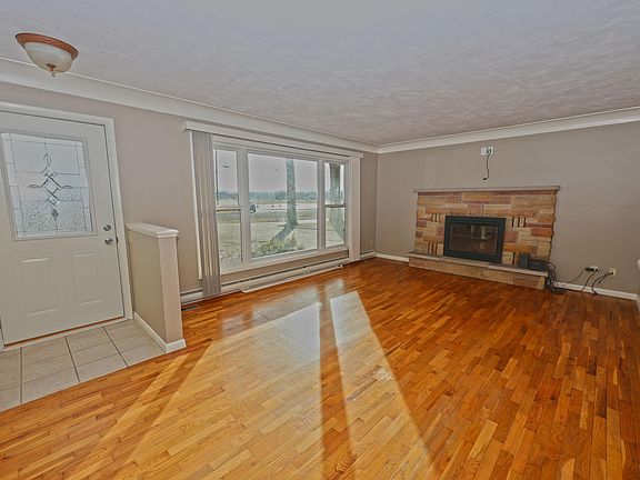 3rd image of 28902 Yaw St