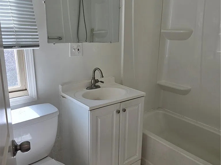 439 1/2 W Walnut Ave — Photo 5