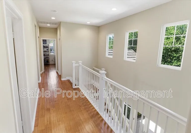 26882 Greenleaf Ct — Photo 14