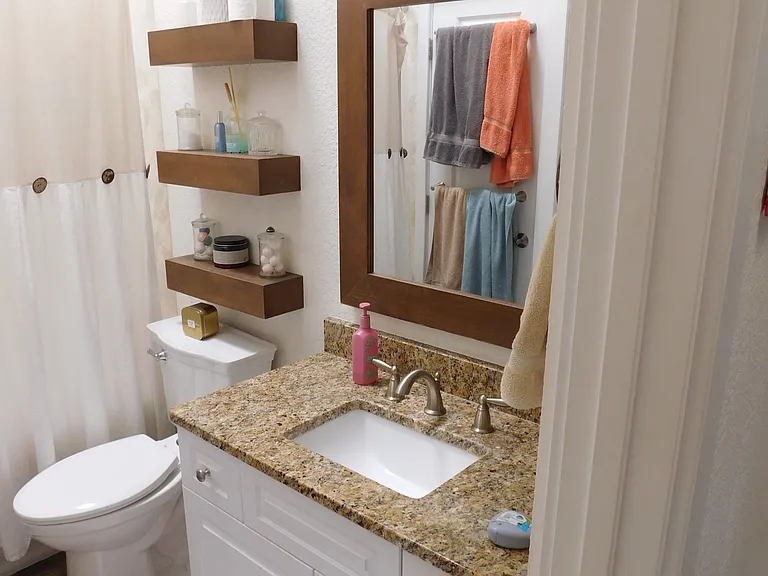 1007 Howard Ave #56 — Photo 16