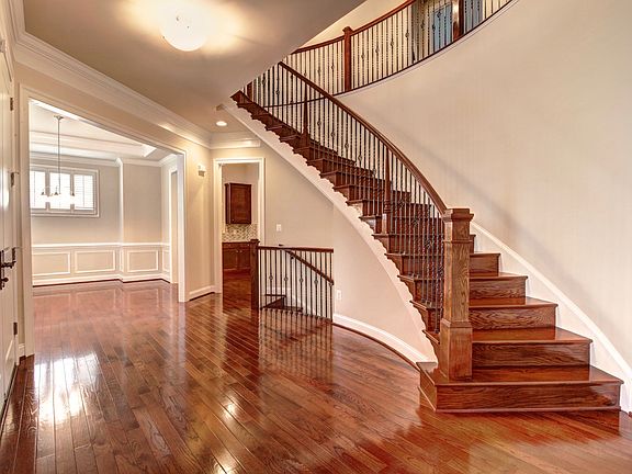 Curved Staircase Foyer