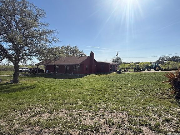 3rd image of 1155 Jones