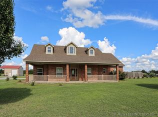 3102 Meridian Rd, Ardmore, OK 73401