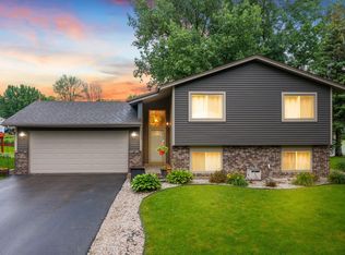 1869 Fox Run, Centerville, MN 55038