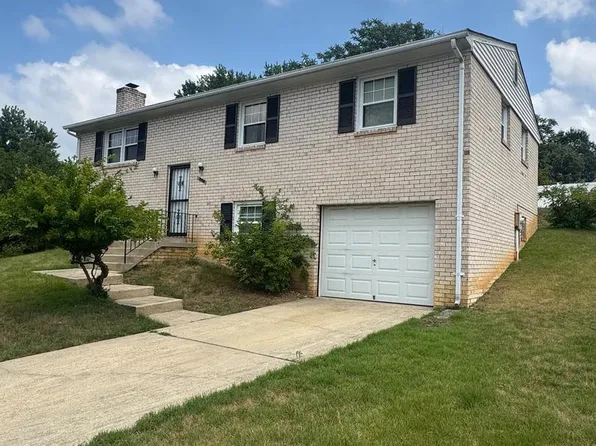 5204 Larwin Ct, Temple Hills, MD 20748