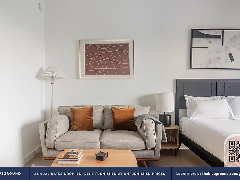 572 11th Ave #2K — Photo 3