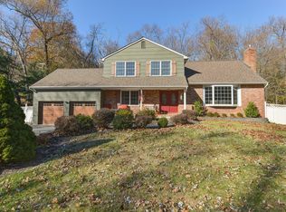 1 Sweetwater Ln, Ringwood, NJ 07456