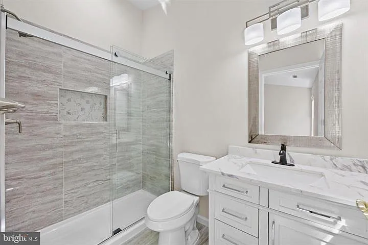 8880 Papillon Dr — Photo 23