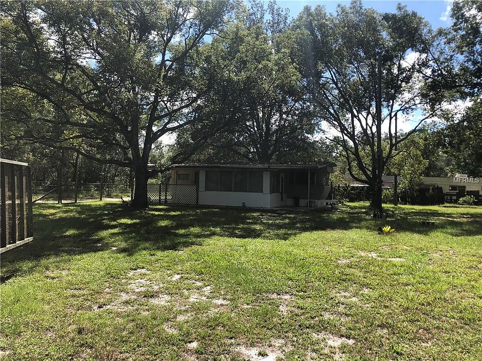 2nd image of 40107 Swift Rd