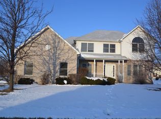 331 Prairieview Dr, Oswego, IL 60543