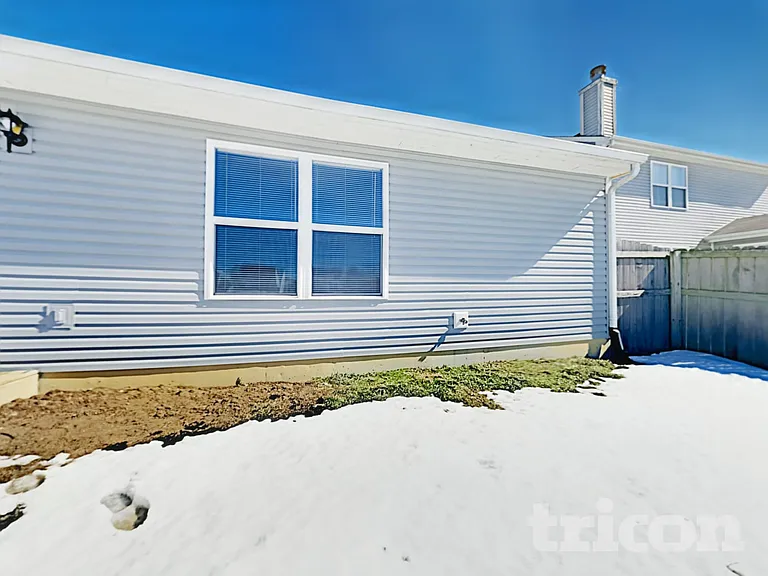 1420 Pencross Ln — Photo 16