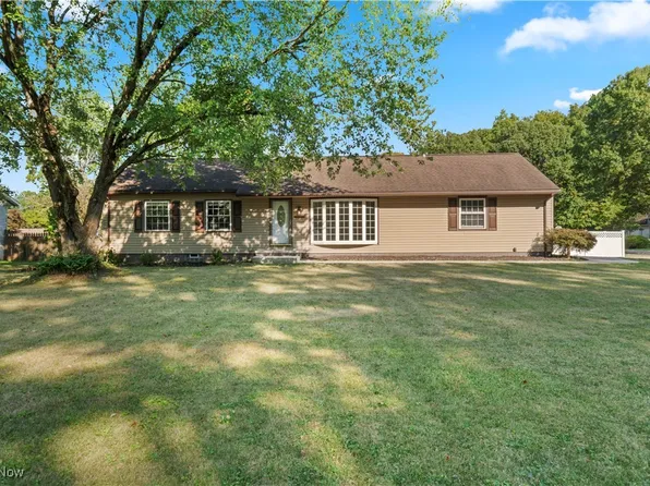 10778 Julie St NE, Alliance, OH 44601