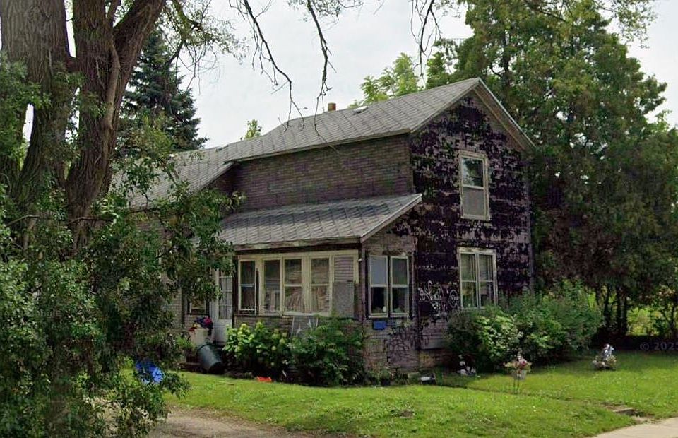 1st image of 1709 Fenton Rd