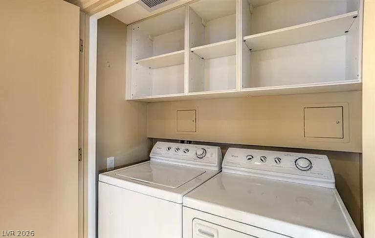 2747 Paradise Rd #1906 — Photo 35