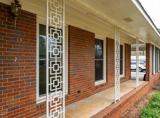 159 Pinewood Dr, Gray, GA 31032
