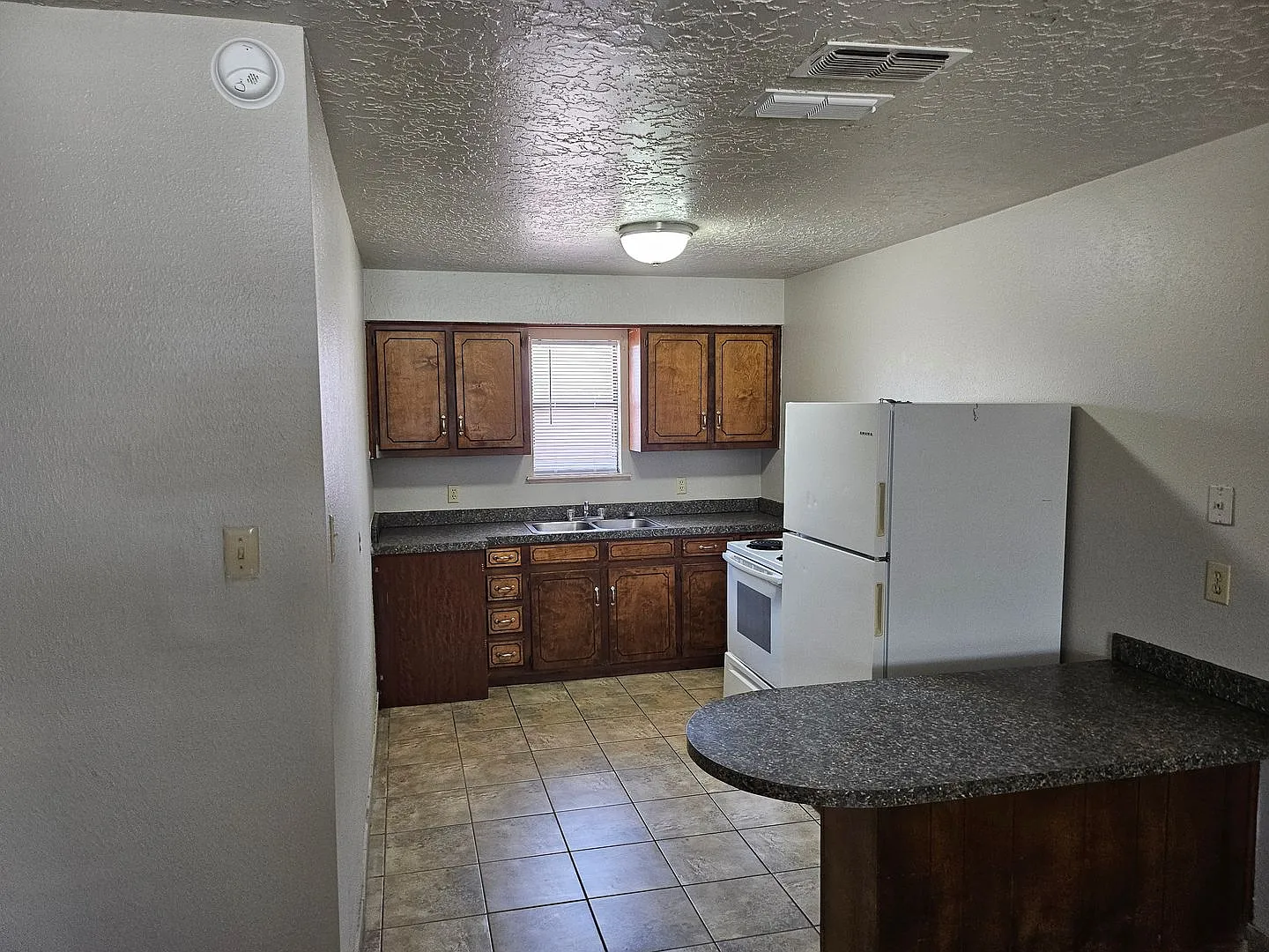Next Generation - 1549 Az — Photo 4
