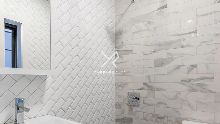 Rented by Yaffa Realty LLC | media 29