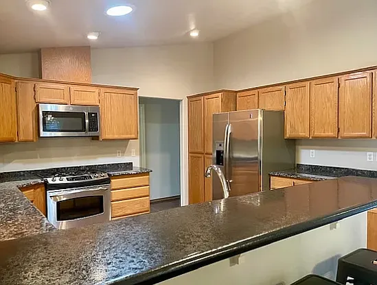 3311 Edgewater Dr — Photo 6