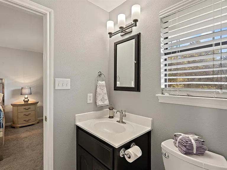 414 Gregg Dr — Photo 18