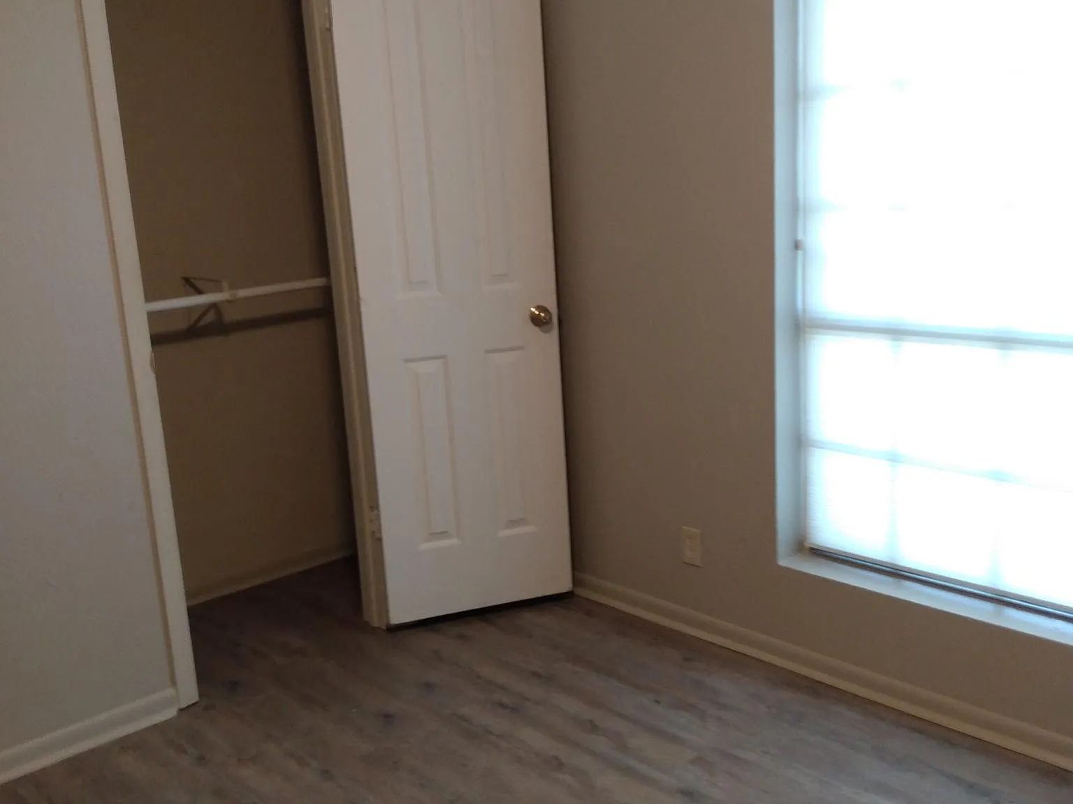 3 bed, 1063 sqft, $1,500 — Photo 2