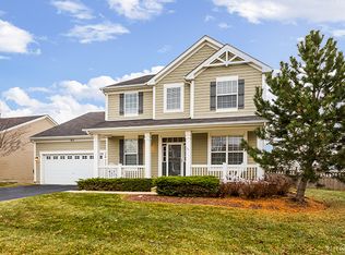 315 Weymouth Ave, Elgin, IL 60124