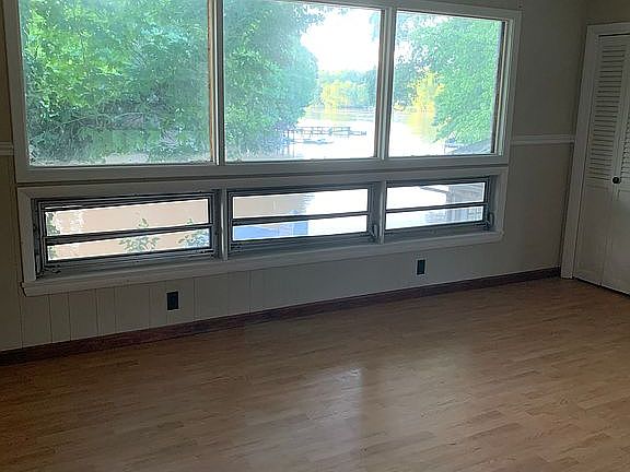 5th image of 311 Paradise Cir