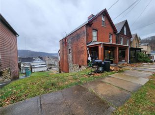 517 5th St, Pitcairn, PA 15140