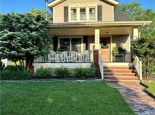 4264 W 227th St, Fairview Park, OH