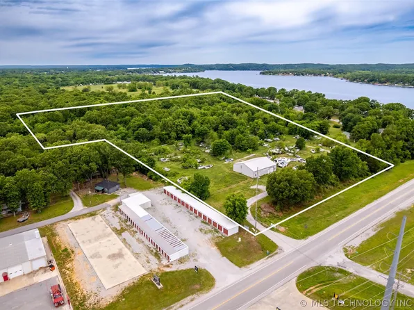 25801 S 655th Rd, Grove, OK 74344