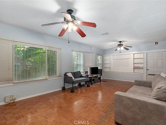 3rd image of 549 E Rhea St