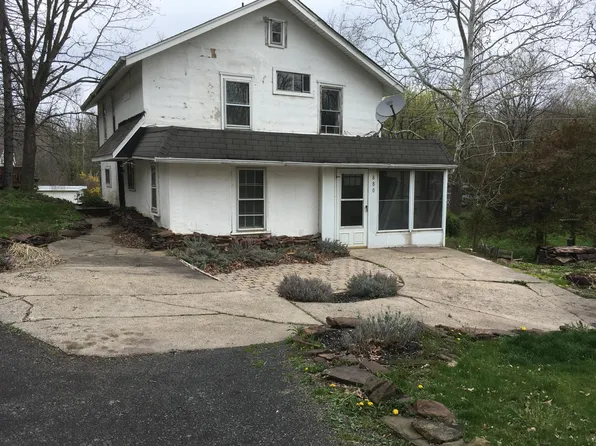 880 Mill Creek Rd, Newtown, PA 18940