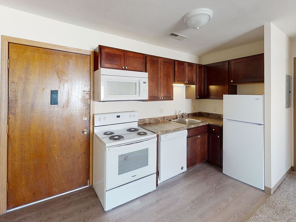 1st image of 137 N Hyland Ave #10