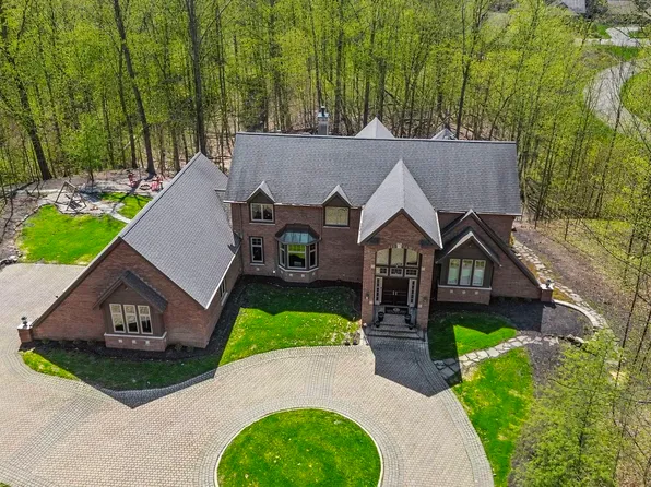 3382 Hardwood Hollow Rd, Medina, OH 44256