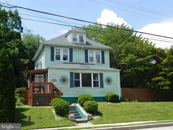 216 Garfield Ave, Clementon, NJ 08021