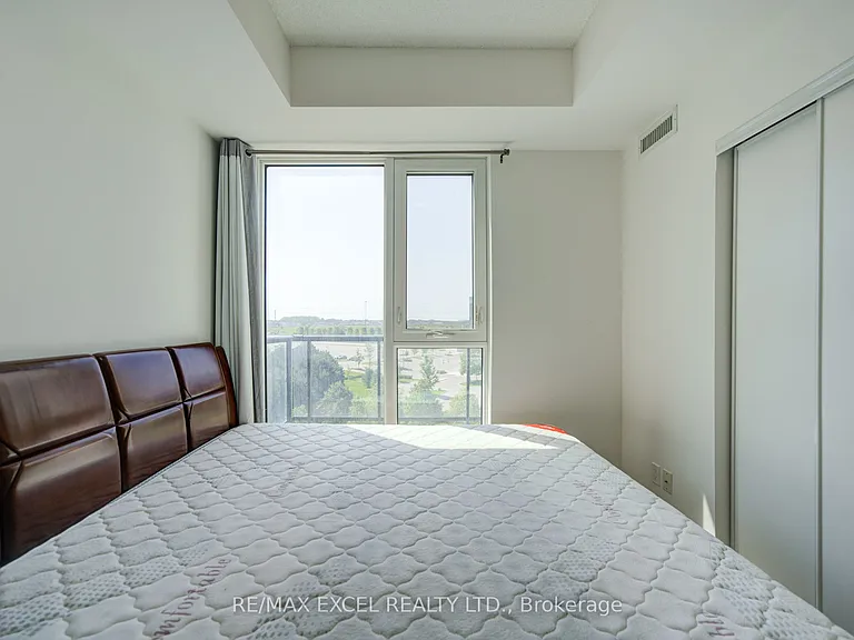 8 Rouge Valley Dr W #609B — Photo 23