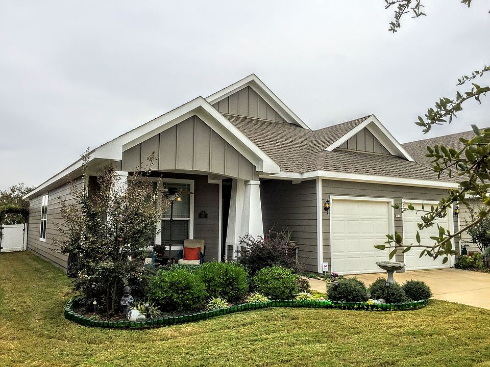 1st image of 1613 Mary Ln