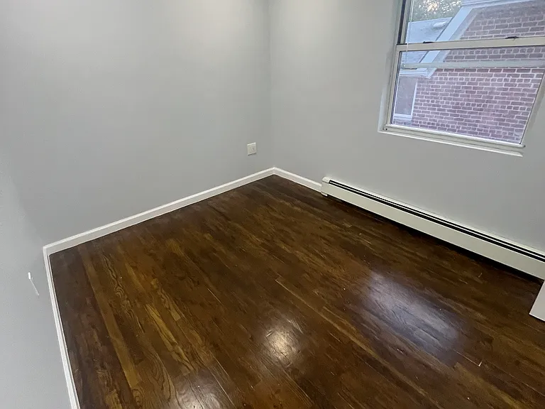 1237 E 68th St #2 — Photo 8