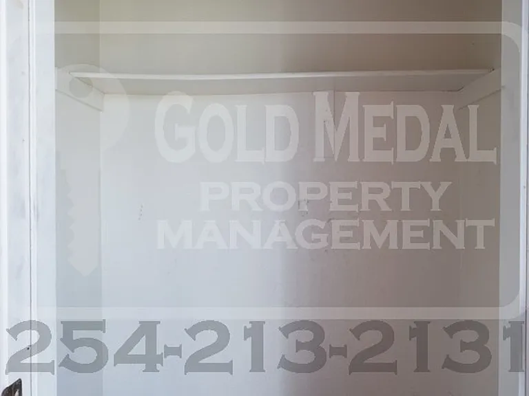 3402 Hereford Ln — Photo 8