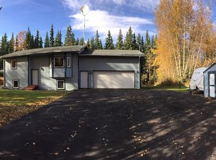 2489 Mission Rd, North Pole, AK 99705