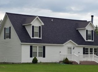 2287 Doris Ct, Lapeer, MI 48446